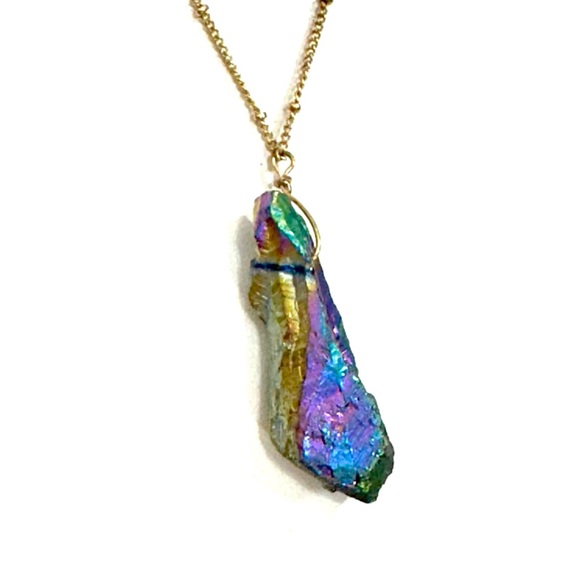 Titanium Aura: Quartz Necklace "Stone of Astral Journeys" - Picture 8 of 10